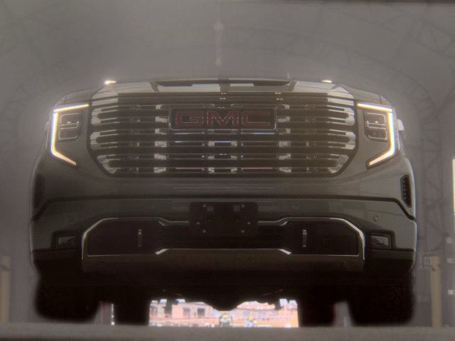 Used 2026 GMC Sierra 1500 Denali w/ Technology Package AWD/4WD image 8