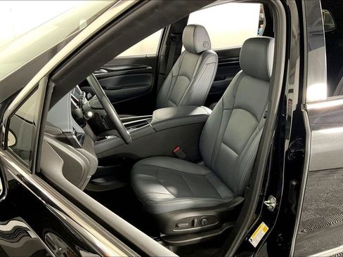 Used 2022 Buick Enclave Essence w/ Sport Touring Edition image 35