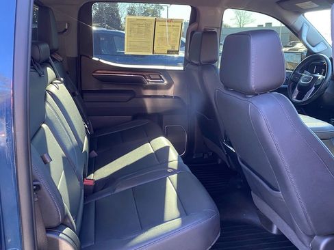 Used 2023 GMC Sierra 1500 SLT w/ SLT Premium Plus Package image 17