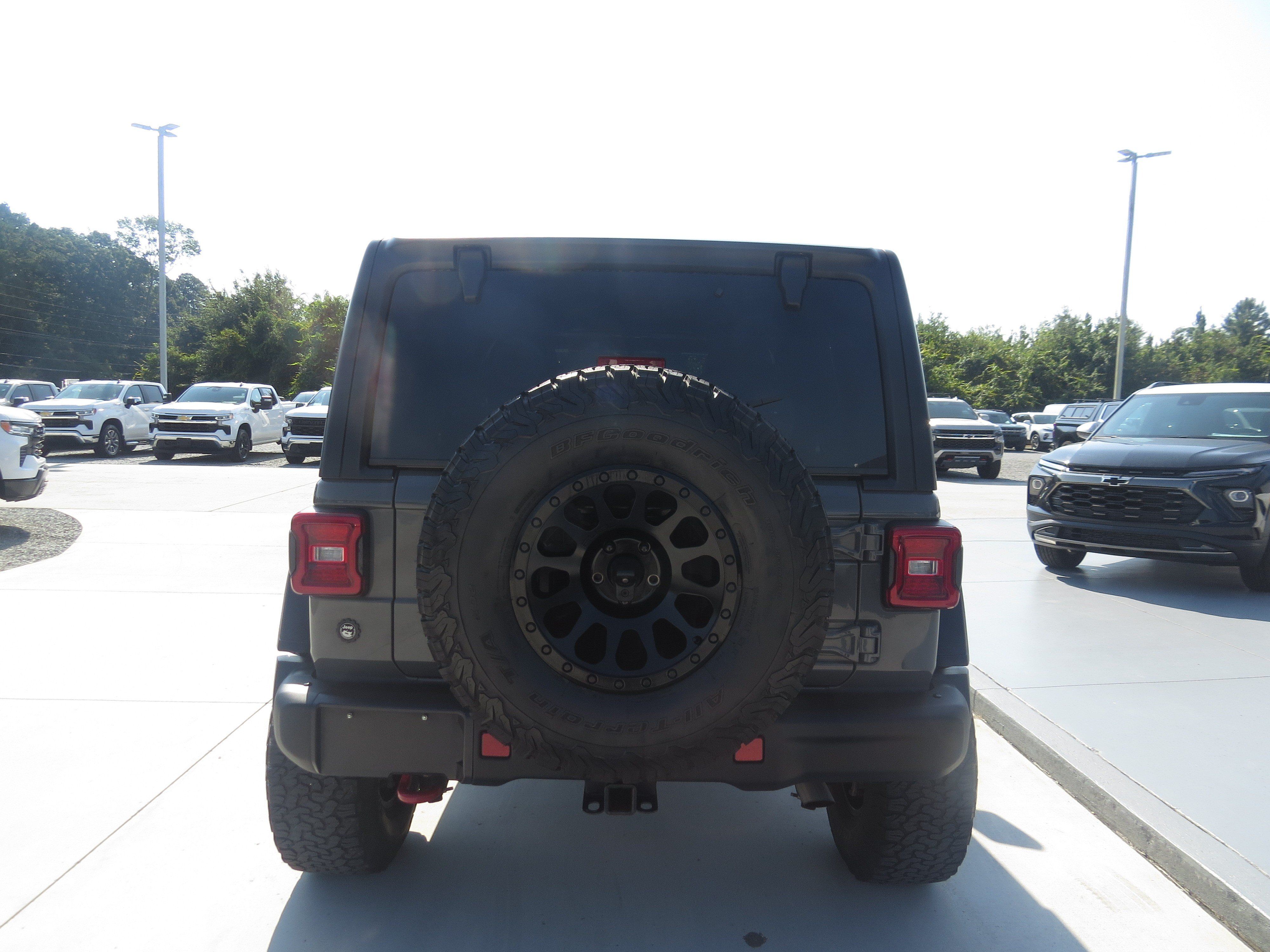 Used 2019 Jeep Wrangler Unlimited Rubicon AWD/4WD image 6