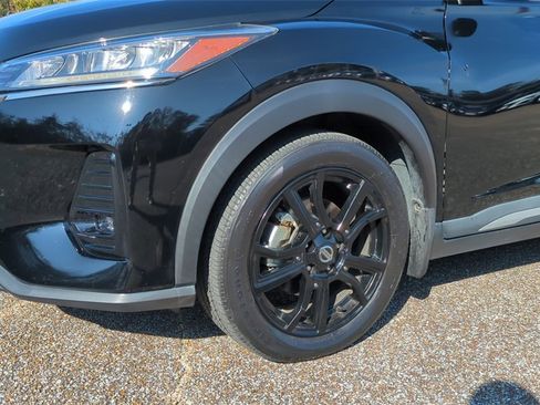 Used 2021 Nissan Kicks SR w/ Interior Electronics Package image 9