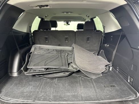 Used 2020 Chevrolet Traverse LS w/ LPO, Blackout Package image 32