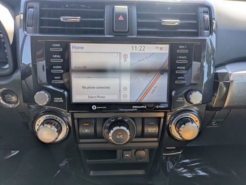 Used 2020 Toyota 4Runner TRD Off-Road Premium image 17