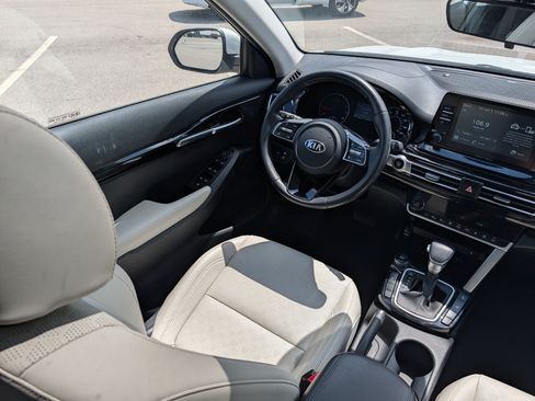 Used 2021 Kia Seltos EX AWD/4WD image 9