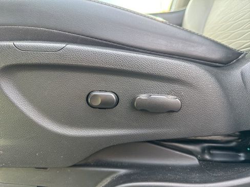 Used 2015 Buick Encore Convenience image 9