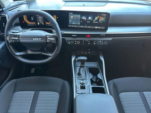 New 2026 Kia Sorento LX image 13