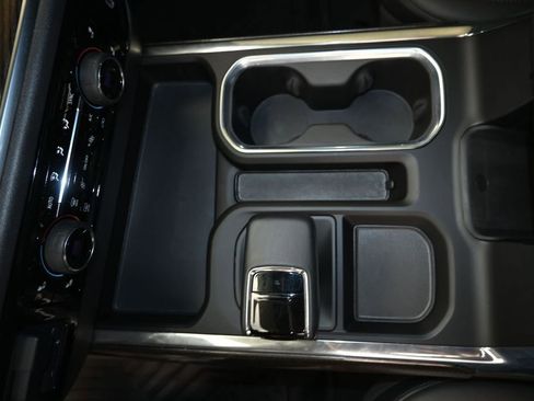 Certified 2024 Chevrolet Silverado 1500 LT Trail Boss w/ Convenience Package II AWD/4WD image 19