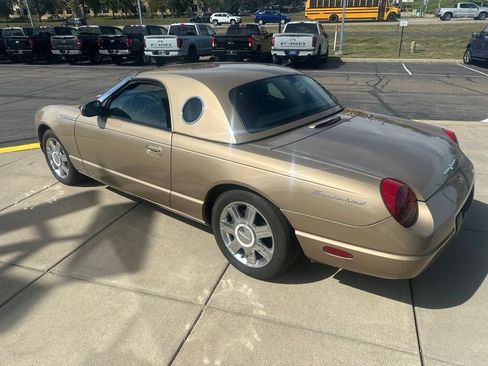 Used 2005 Ford Thunderbird RWD image 4