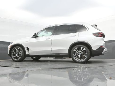New 2026 BMW X5 xDrive50e AWD/4WD image 43