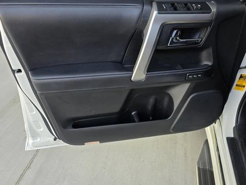 Used 2019 Toyota 4Runner Limited RWD image 32