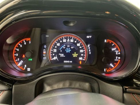 Used 2024 Dodge Durango GT image 16