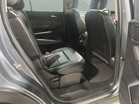Used 2022 Volkswagen Atlas SE w/ Panoramic Sunroof Package FWD image 32