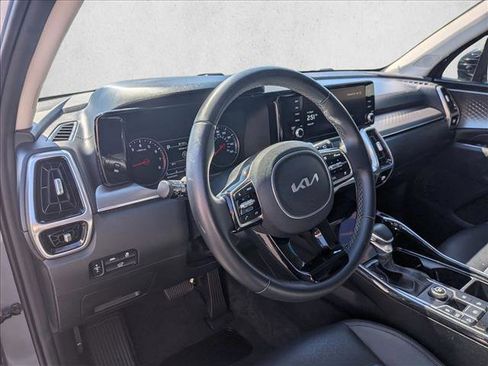 Used 2022 Kia Sorento SX FWD image 10