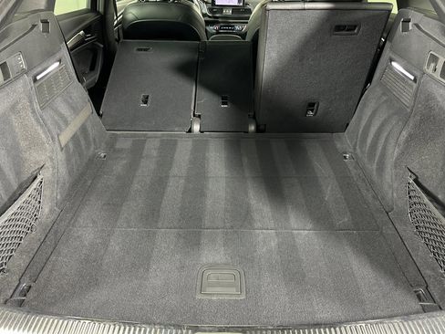 Used 2023 Audi SQ5 Premium Plus w/ Premium Plus Package image 14