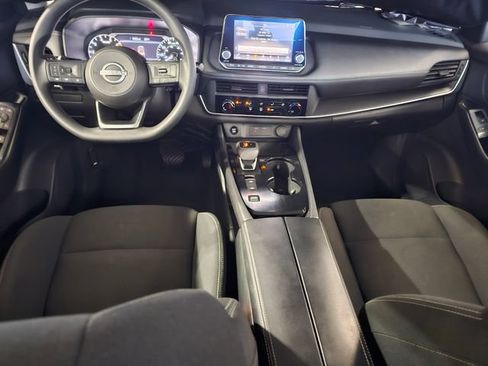 Used 2024 Nissan Rogue S FWD image 38