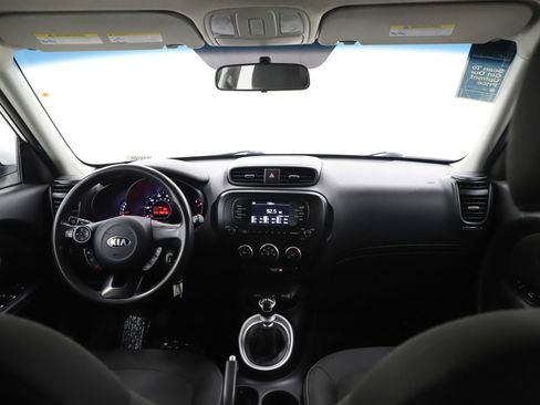 Used 2017 Kia Soul image 13