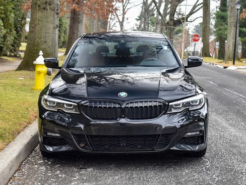 Used 2021 BMW 330i w/ M Sport Package image 12