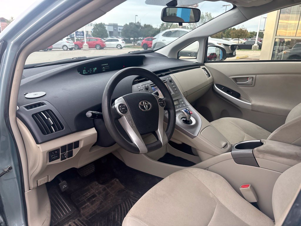 Used 2014 Toyota Prius Three FWD image 10
