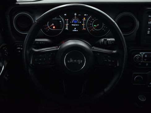 Used 2021 Jeep Wrangler Sport AWD/4WD image 37
