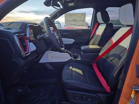 New 2026 GMC Canyon AT4X image 20