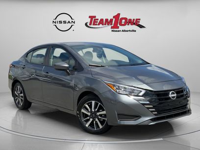 New 2025 Nissan Versa SV w/ Trunk Package