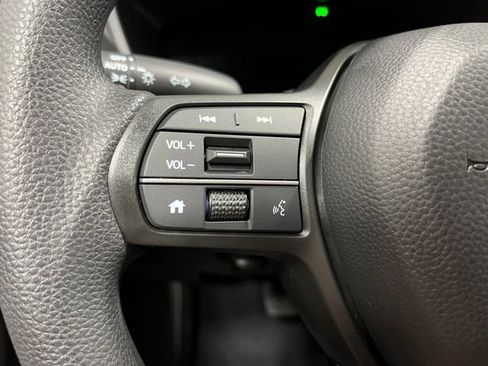 New 2026 Honda HR-V LX image 13