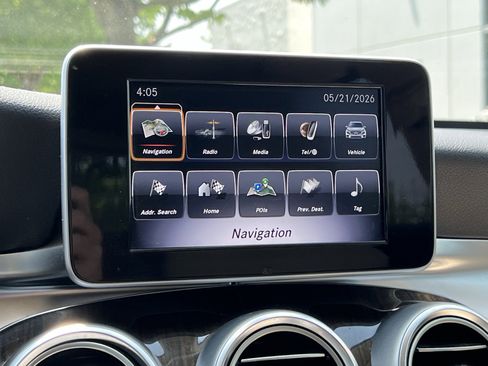 Used 2019 Mercedes-Benz GLC 300 image 24