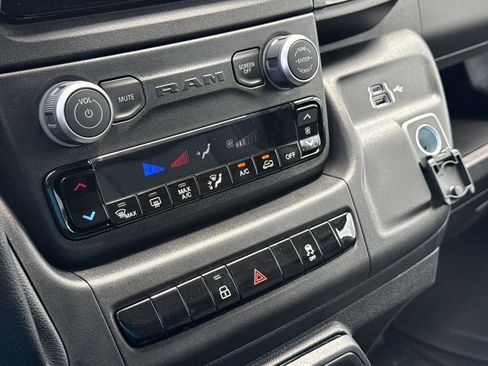 New 2026 RAM ProMaster 2500 w/ Convenience Group FWD image 26