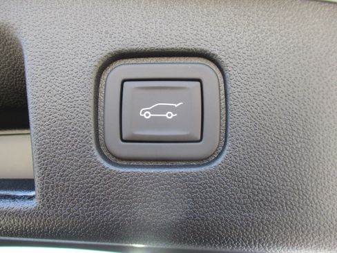 Used 2024 Chevrolet Blazer EV RS AWD/4WD image 37