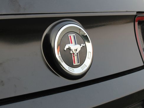 Used 2014 Ford Mustang V6 Coupe 2D image 30