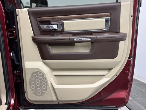 Used 2019 RAM 1500 Laramie w/ Convenience Group image 28