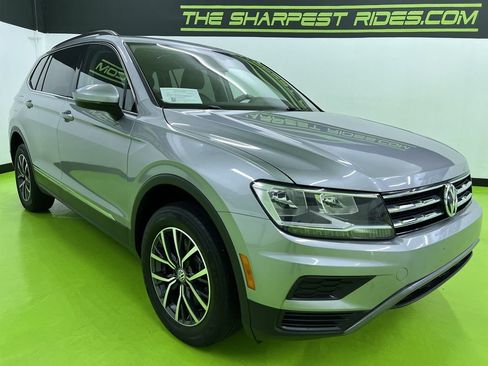 Used 2020 Volkswagen Tiguan SE AWD/4WD image 2