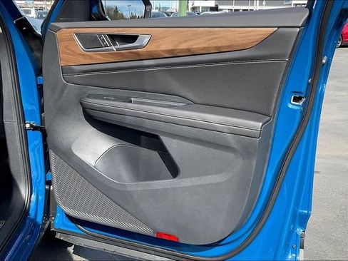 New 2025 Volkswagen Atlas SE image 27