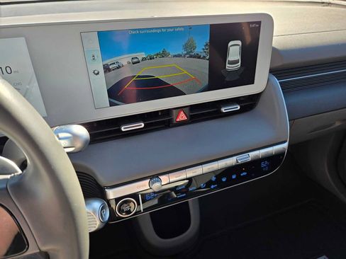 Used 2024 Hyundai Ioniq 5 SE RWD image 30