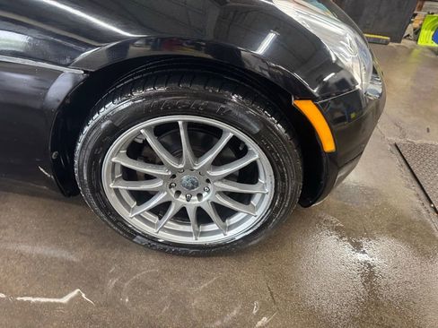 Used 2007 Pontiac Solstice GXP w/ Premium Package RWD image 11