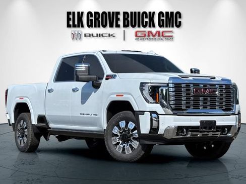 New 2026 GMC Sierra 2500 Denali w/ Denali Reserve Package AWD/4WD image 2
