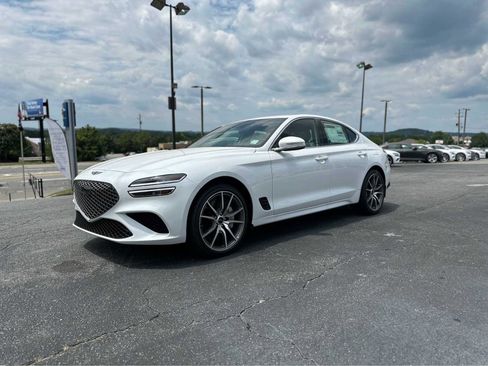 New 2025 Genesis G70 2.5T image 3