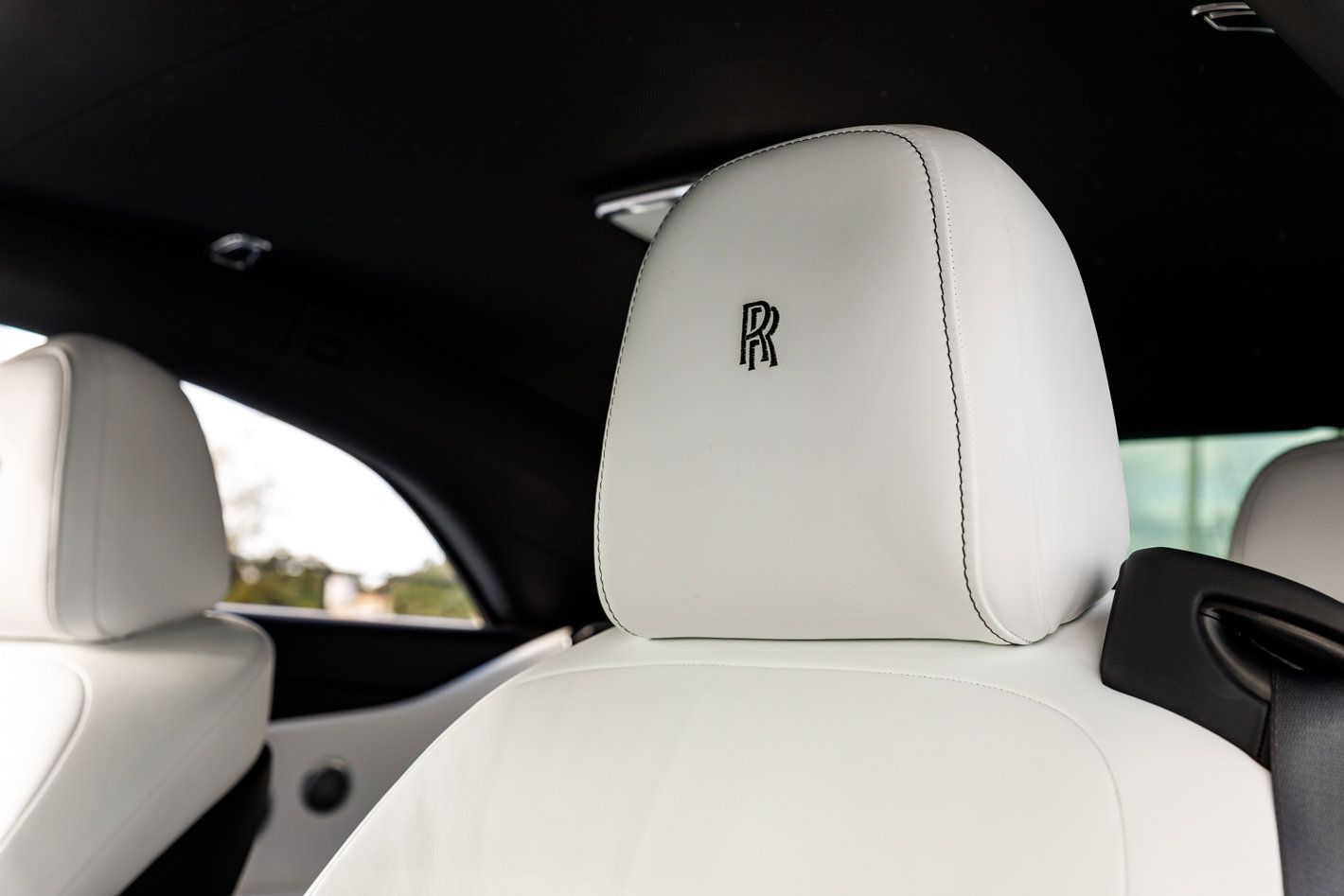 Used 2024 Rolls-Royce Spectre w/ Spectre Launch Package AWD/4WD image 37
