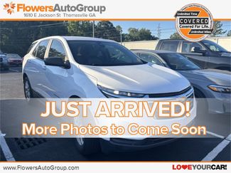 Used 2023 Chevrolet Equinox LS w/ LS Convenience Package image 1