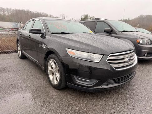 Used 2013 Ford Taurus SEL image 10