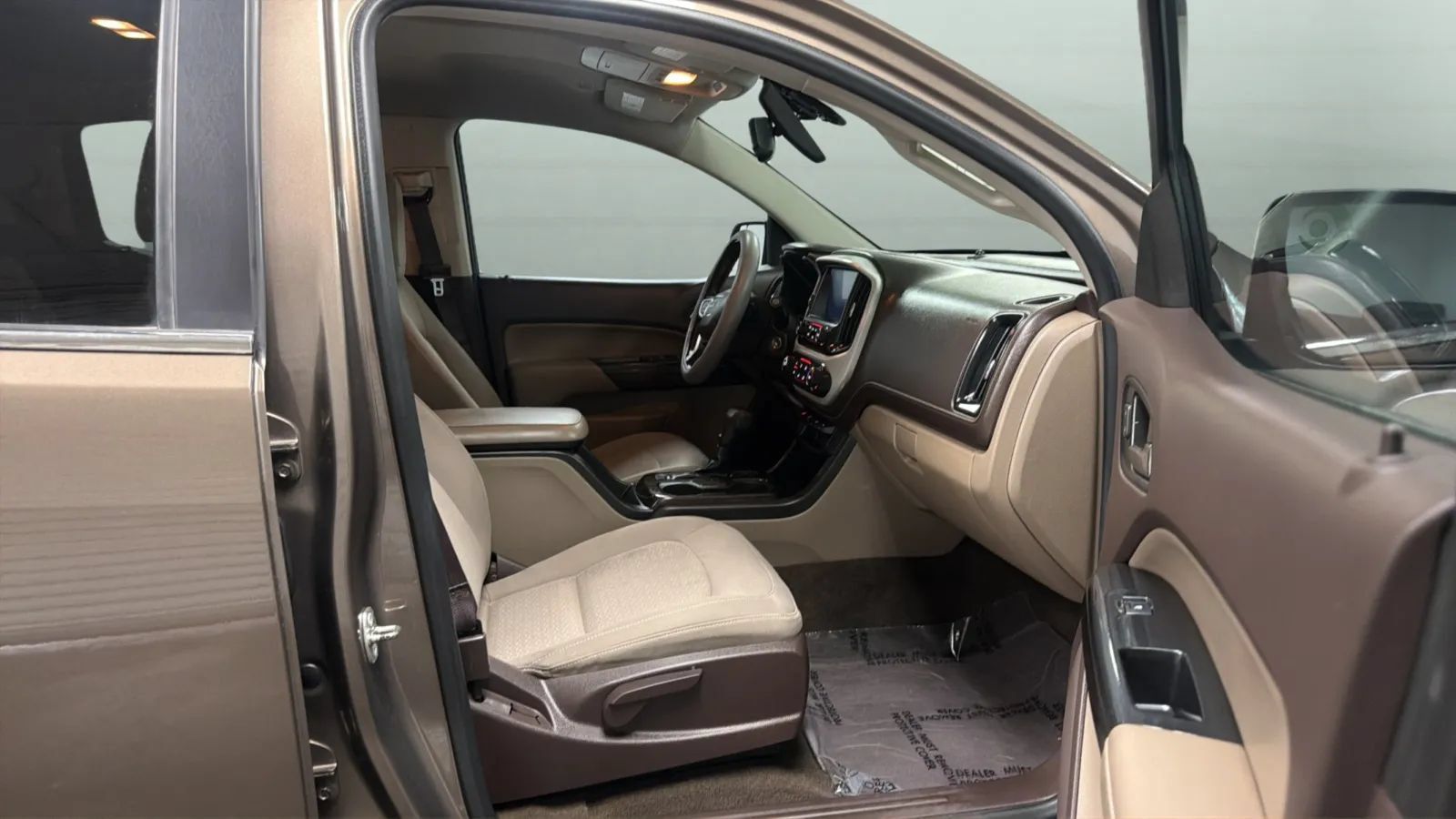 Used 2016 GMC Canyon SLE AWD/4WD image 21