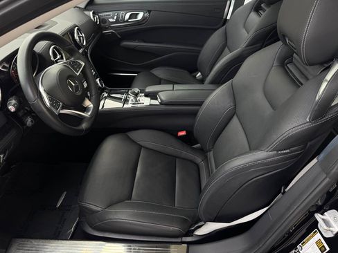 Used 2018 Mercedes-Benz SL 450 Roadster image 17