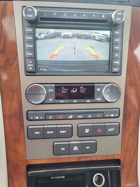 Used 2013 Lincoln Navigator 4WD w/ HD Trailer Tow Pkg image 5