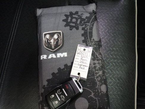 Used 2019 RAM 2500 Laramie AWD/4WD image 58