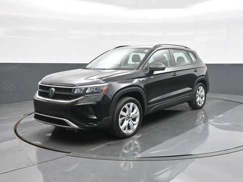 Used 2023 Volkswagen Taos S w/ Driver Assistance Package image 3