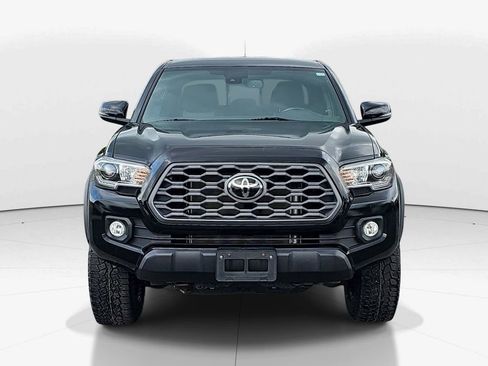 Used 2023 Toyota Tacoma TRD Off-Road AWD/4WD image 12
