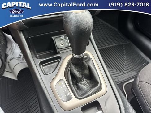 Used 2016 Jeep Cherokee 75th Anniversary image 30