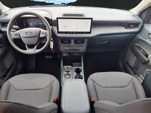 New 2025 Ford Maverick XL image 16