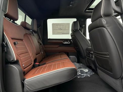 New 2026 GMC Sierra 2500 Denali Ultimate image 40