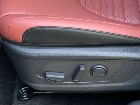 New 2026 Kia Sportage SX FWD image 19